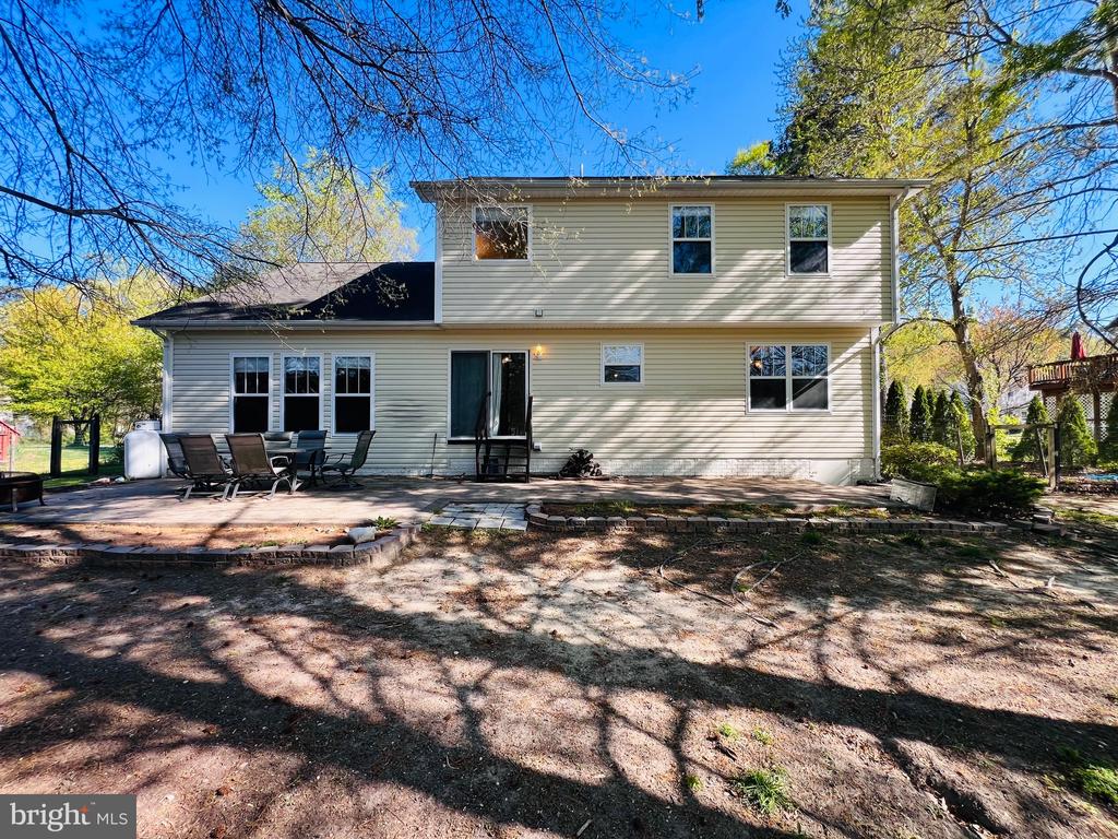 213 FOREST AVENUE