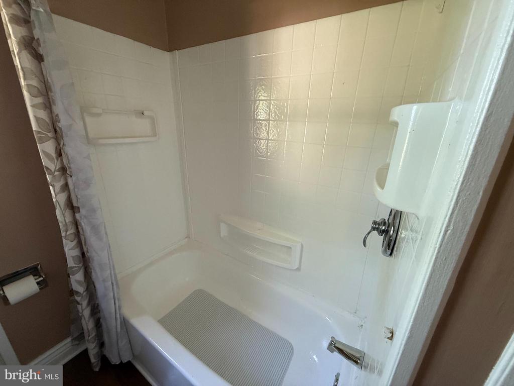508 LATANE DRIVE