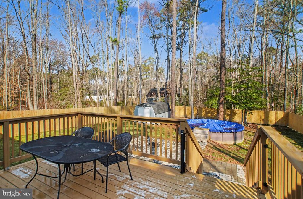 261 AZURE DRIVE