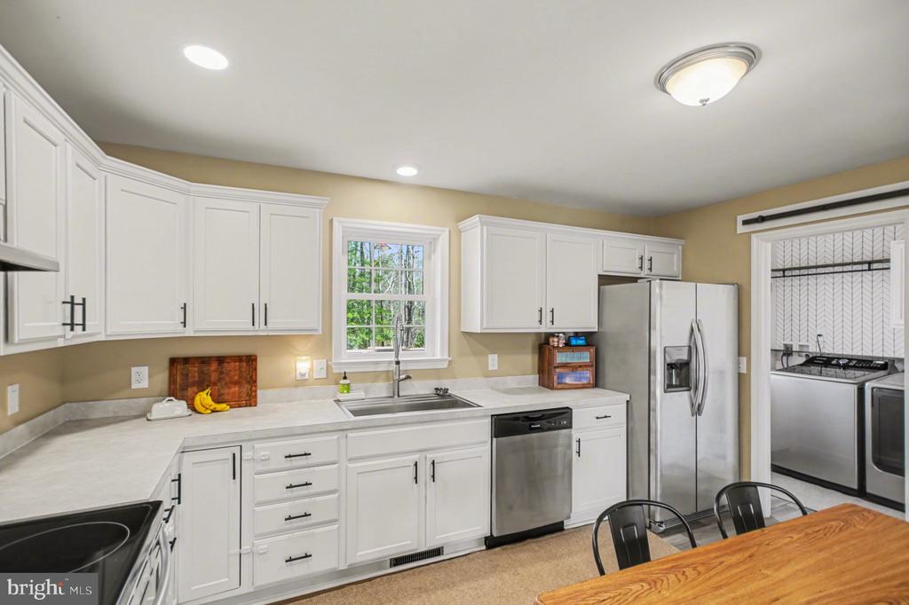 261 AZURE DRIVE