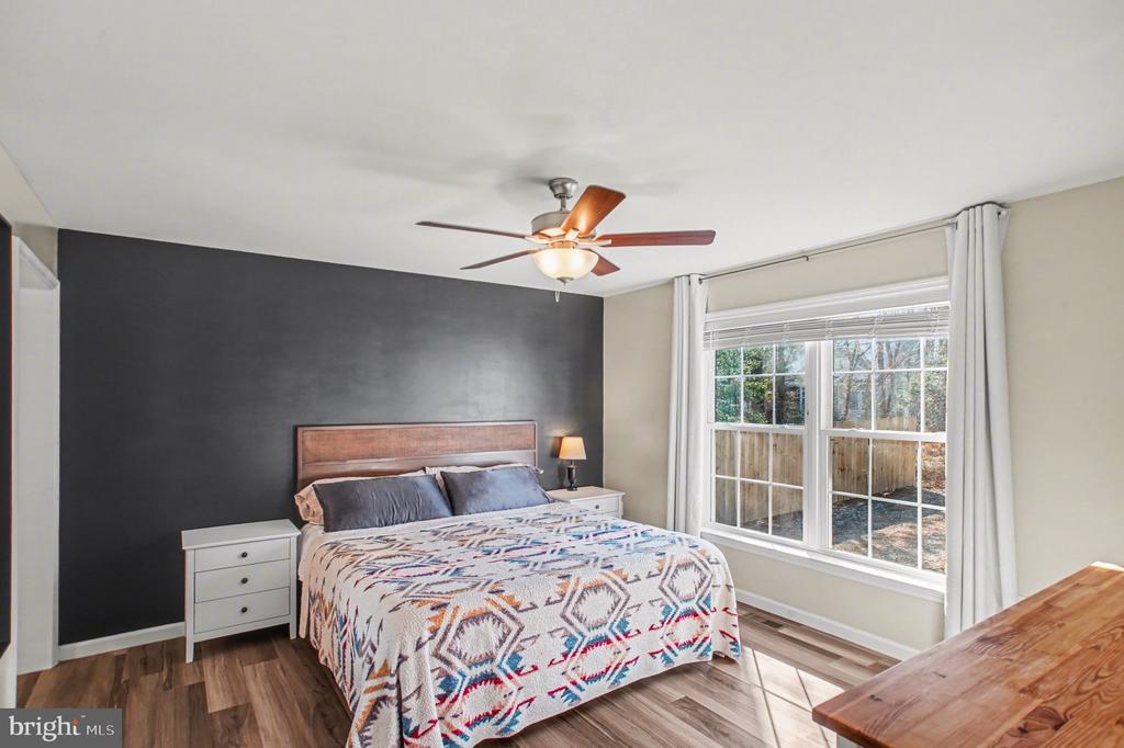 261 AZURE DRIVE
