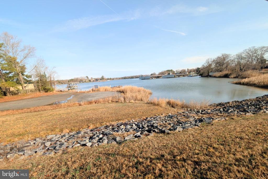 261 AZURE DRIVE
