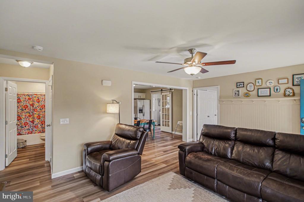 261 AZURE DRIVE
