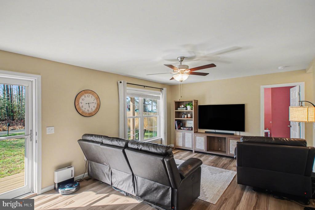 261 AZURE DRIVE