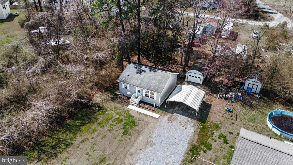 1223 SHORE DRIVE