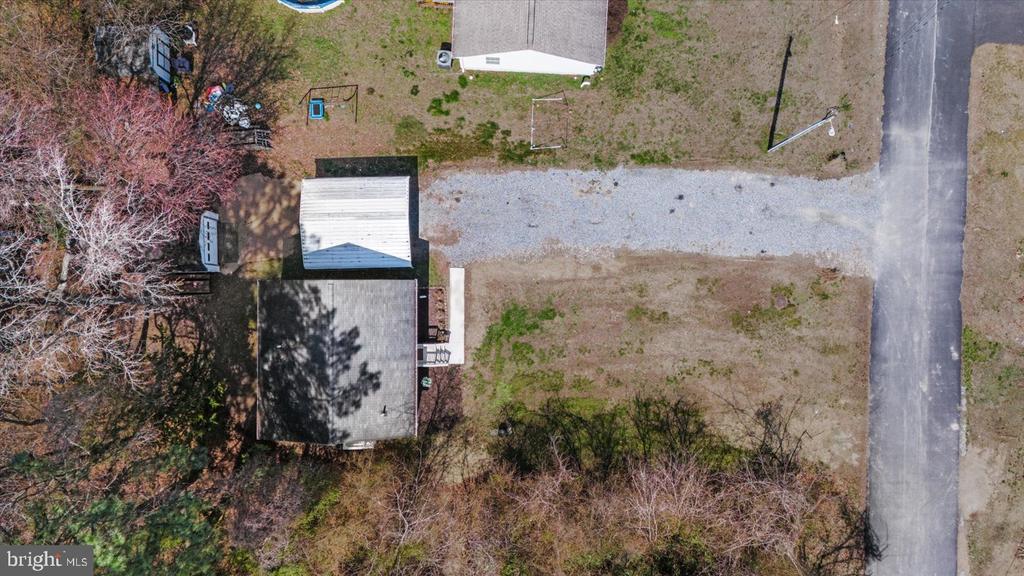 1223 SHORE DRIVE