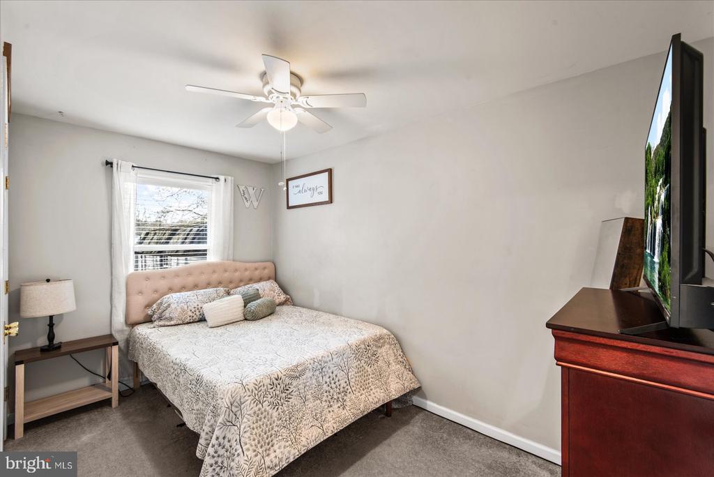 1223 SHORE DRIVE