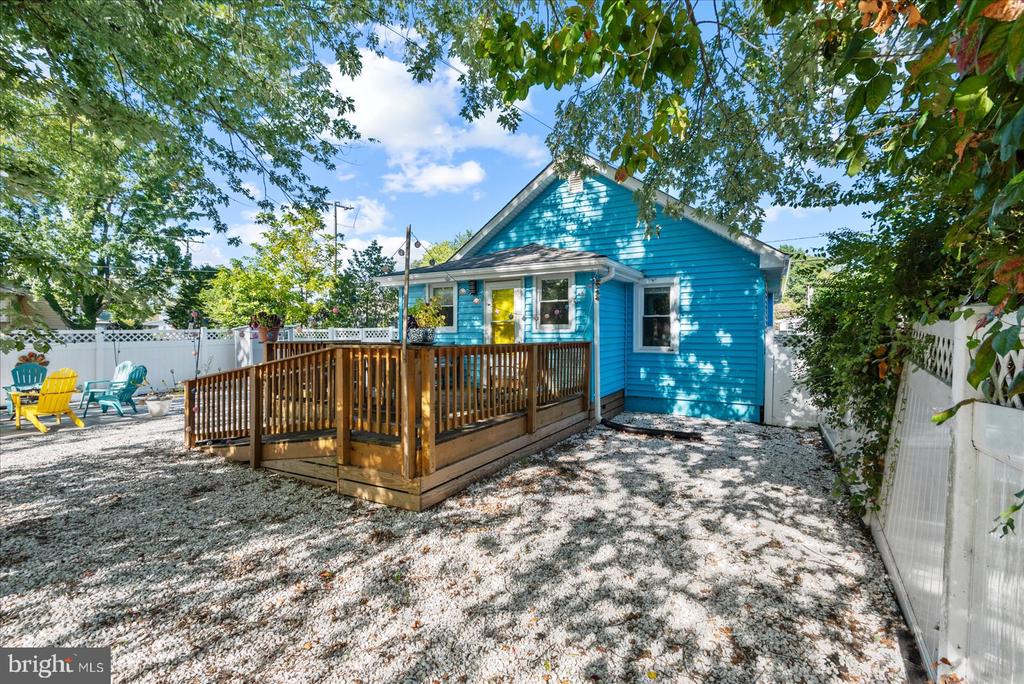 109 BANCROFT AVENUE