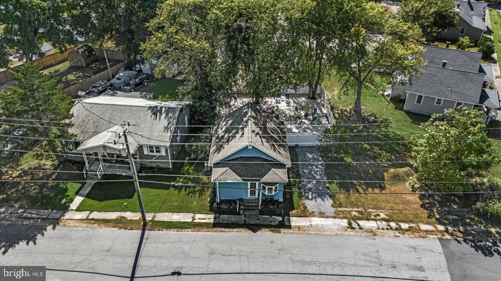 109 BANCROFT AVENUE