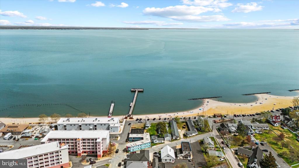 20 BEACH TERRACE