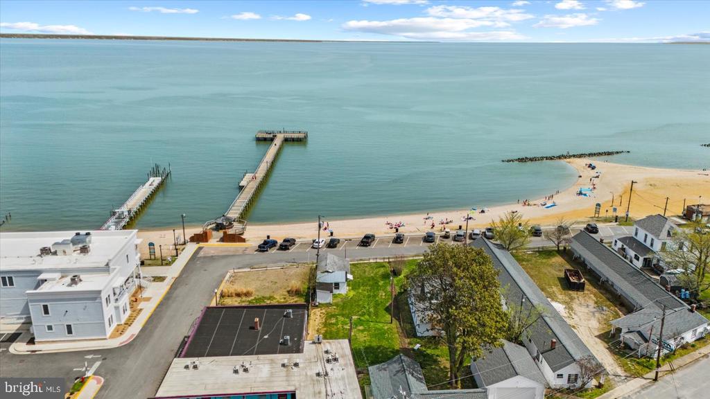 20 BEACH TERRACE