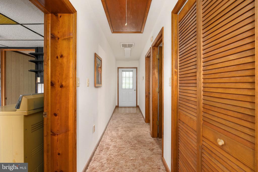 314 LAKE DRIVE