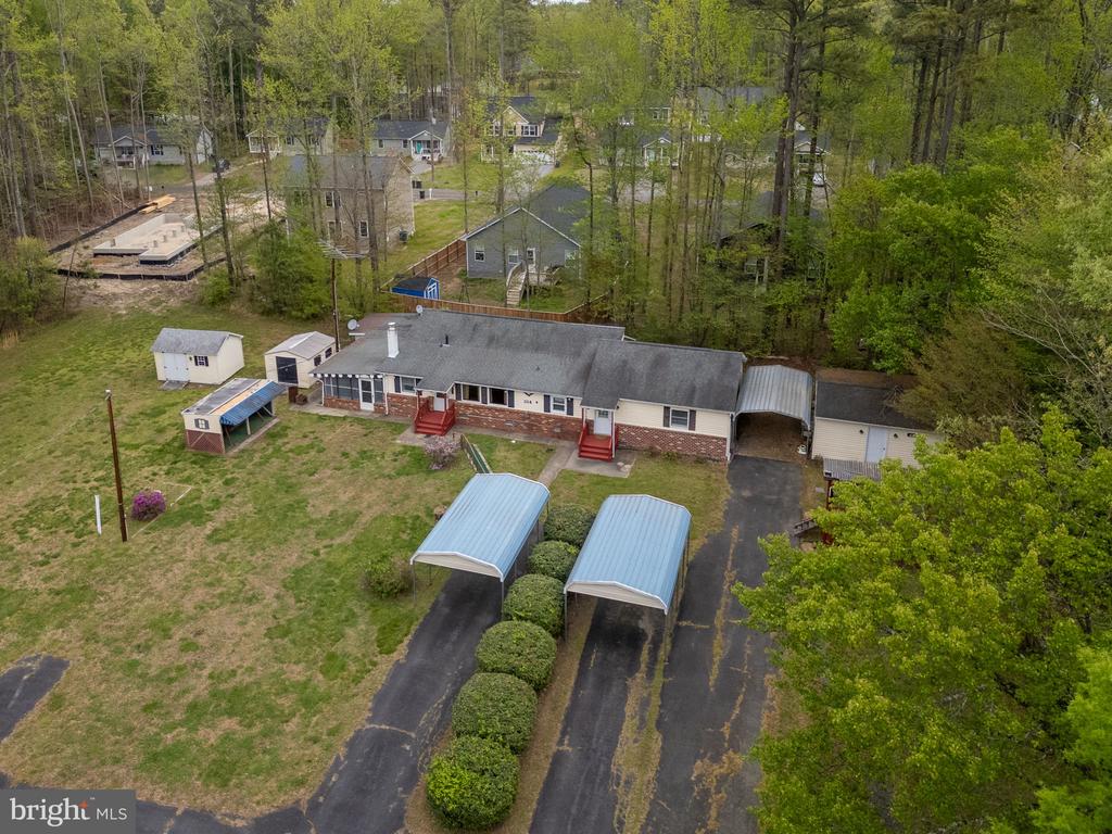 314 LAKE DRIVE