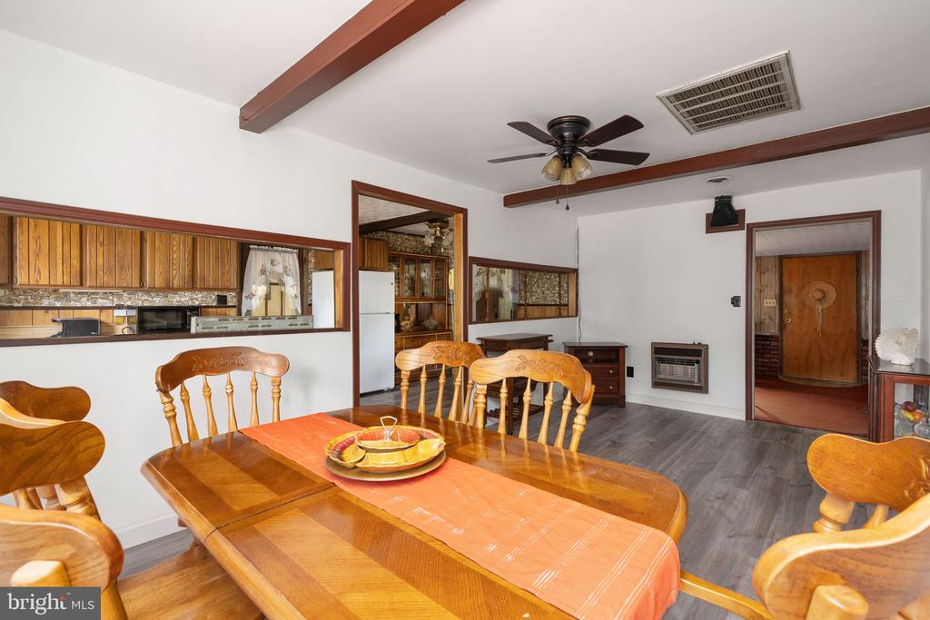 314 LAKE DRIVE