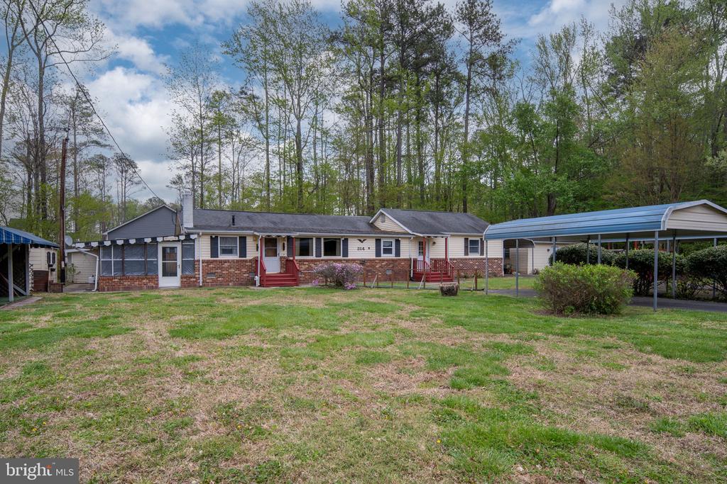 314 LAKE DRIVE