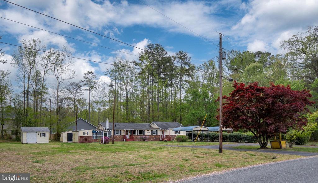 314 LAKE DRIVE