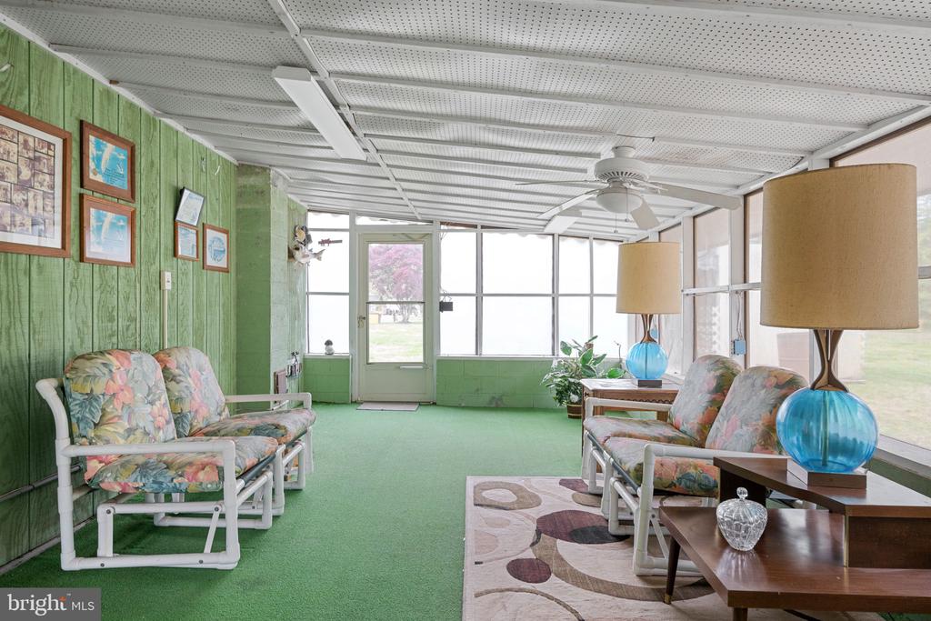 314 LAKE DRIVE