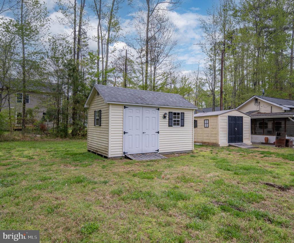 314 LAKE DRIVE
