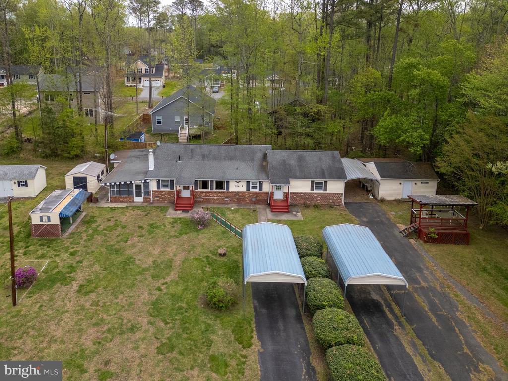 314 LAKE DRIVE