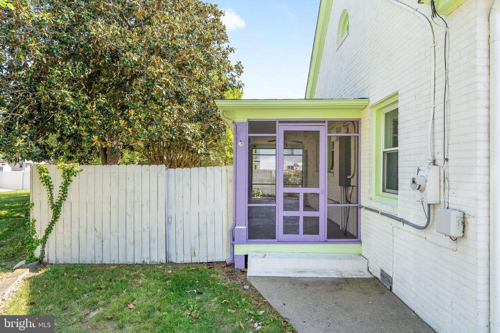 312 MADISON STREET