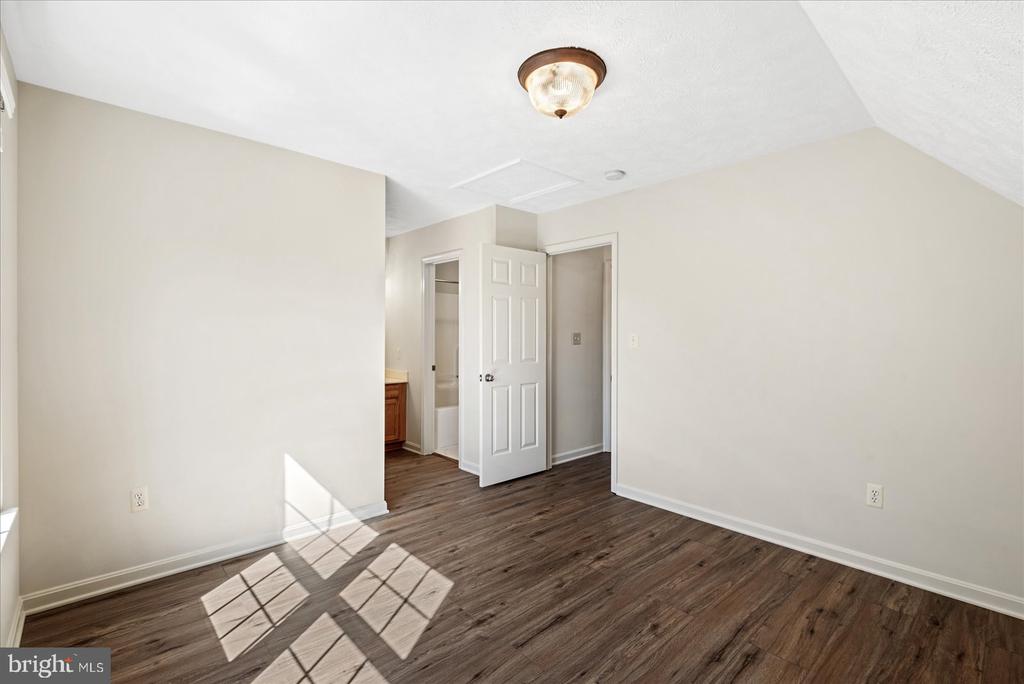 321 3RD STREET