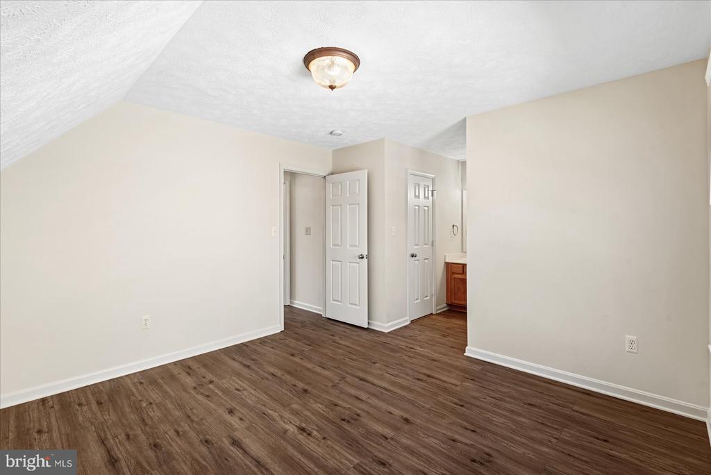 321 3RD STREET