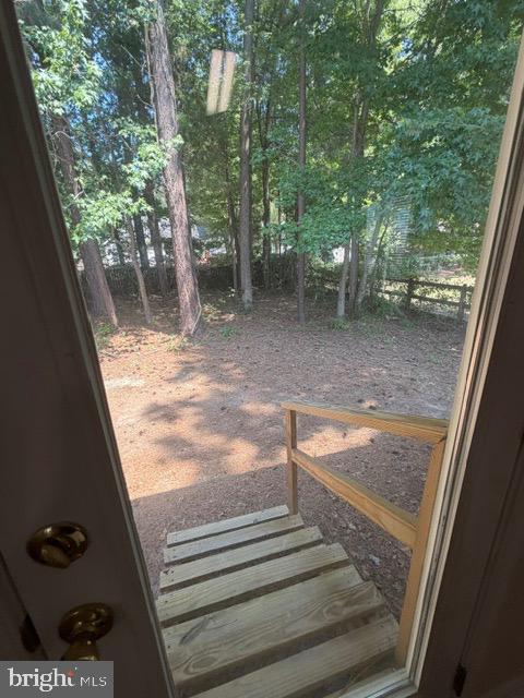 211 DOGWOOD AVENUE
