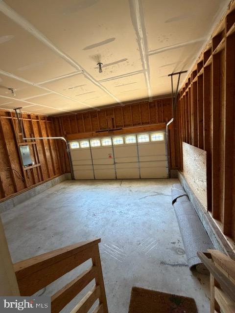 211 DOGWOOD AVENUE