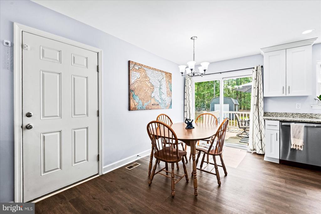 284 SHOREWOOD DRIVE