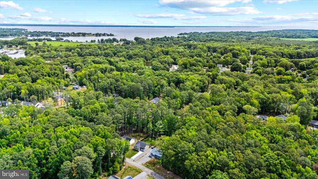 284 SHOREWOOD DRIVE