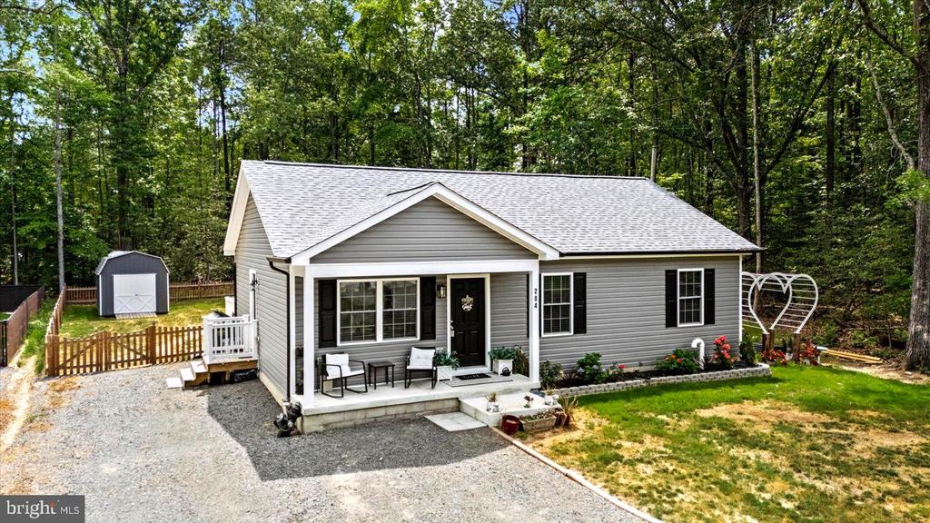 284 SHOREWOOD DRIVE