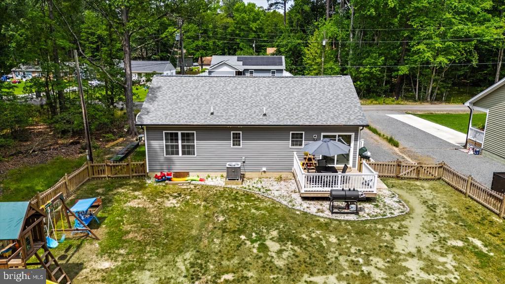 284 SHOREWOOD DRIVE