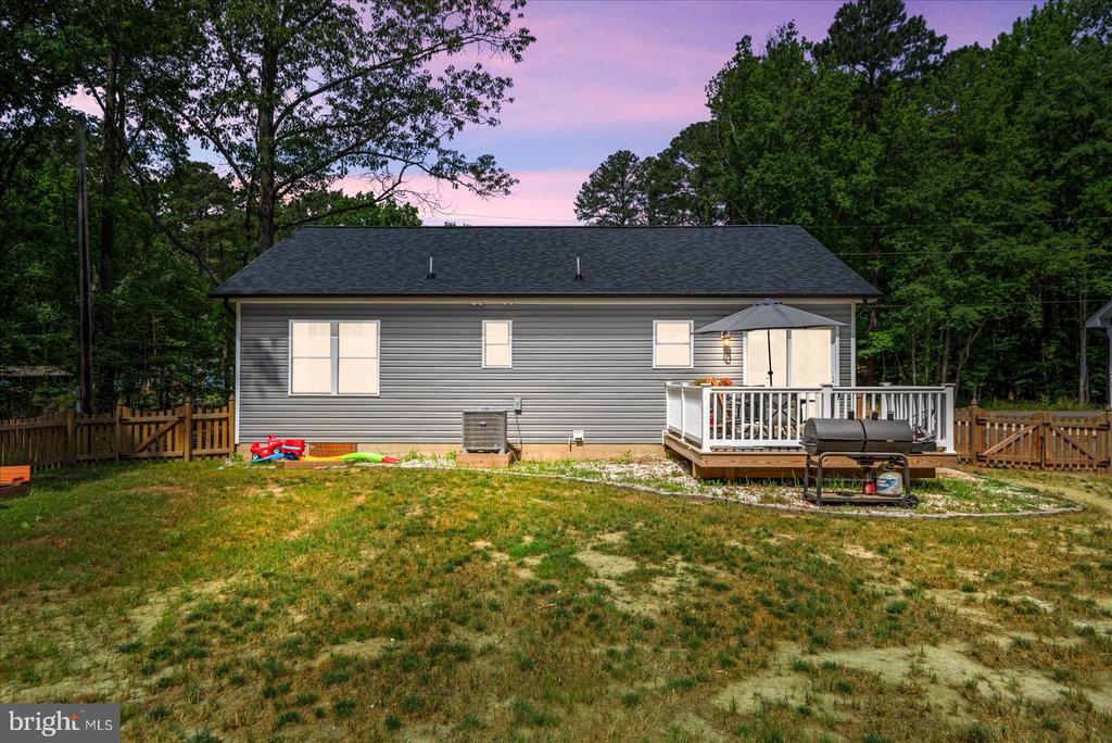 284 SHOREWOOD DRIVE