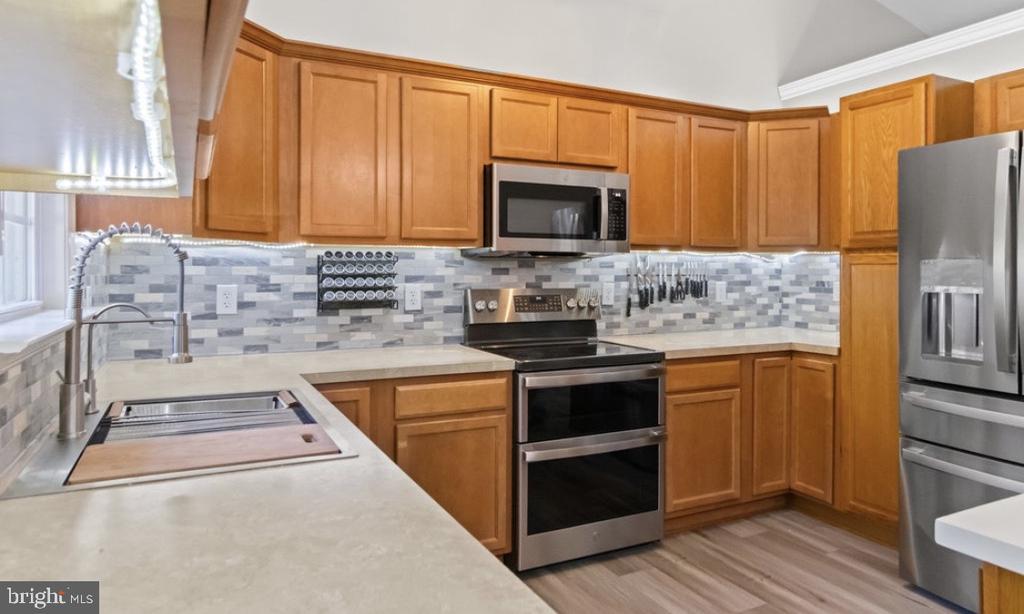 262 ROLANDO DRIVE