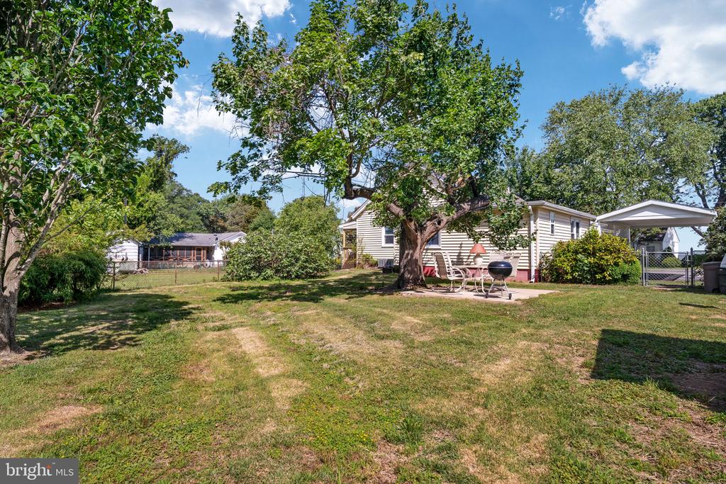 3304 RIVERVIEW DRIVE