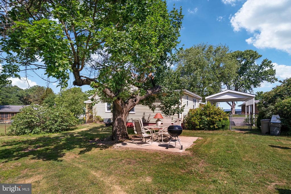3304 RIVERVIEW DRIVE
