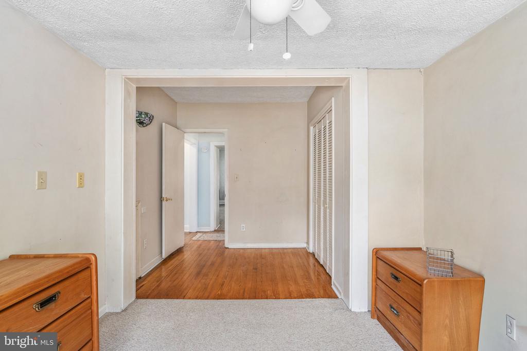 3304 RIVERVIEW DRIVE