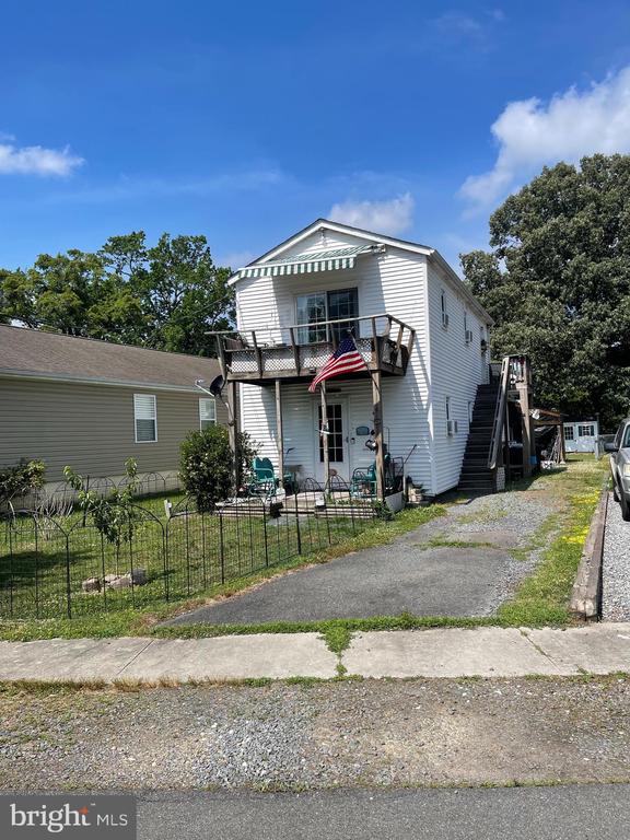 219 LOSSING AVENUE