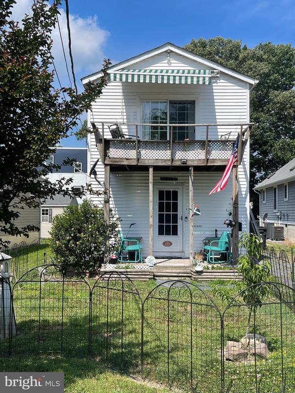 219 LOSSING AVENUE