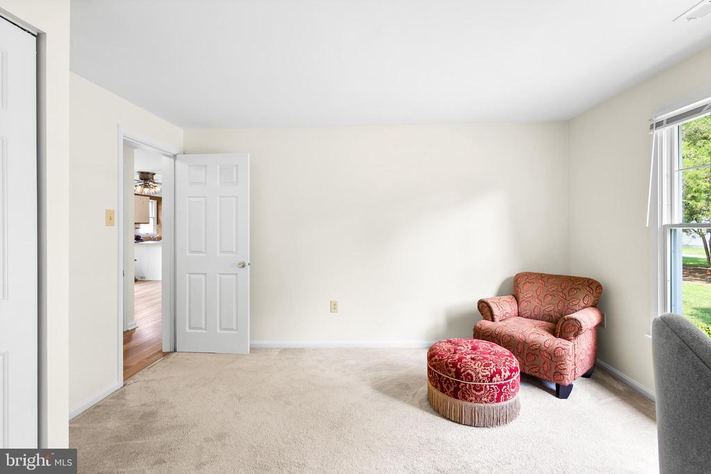 827 TRAVELERS REST