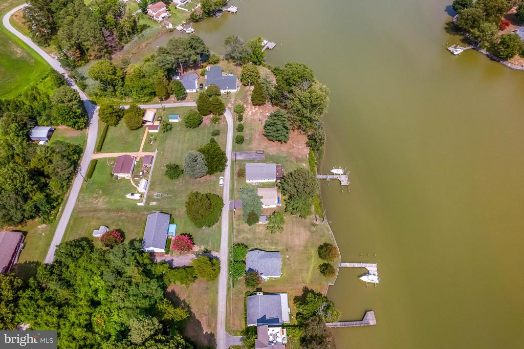 827 TRAVELERS REST