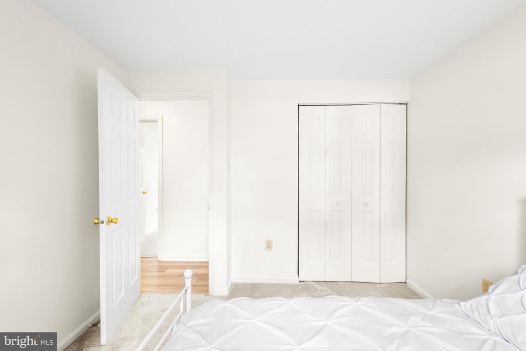 827 TRAVELERS REST