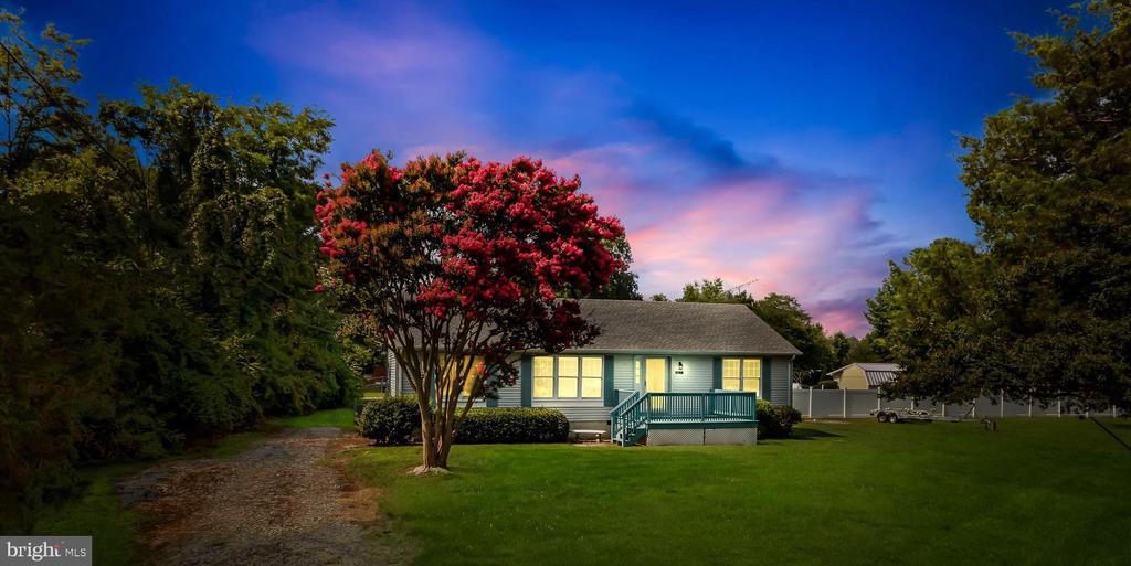 827 TRAVELERS REST