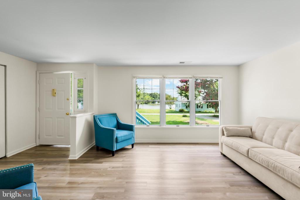 827 TRAVELERS REST