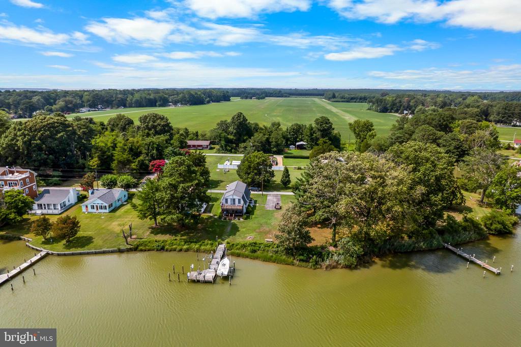 827 TRAVELERS REST
