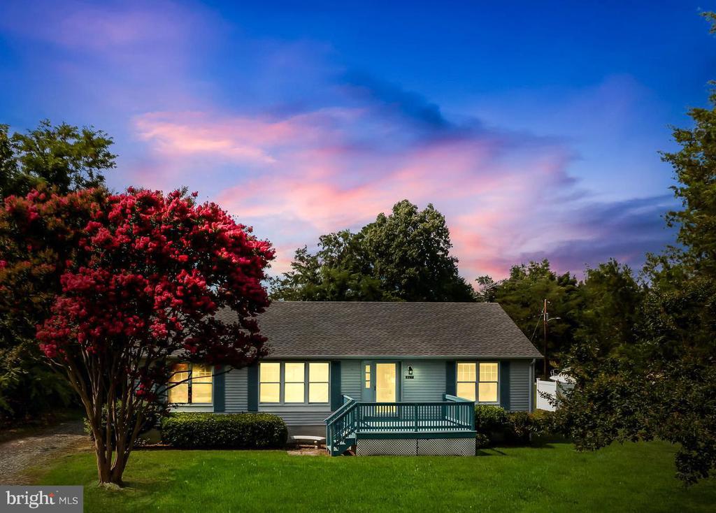 827 TRAVELERS REST