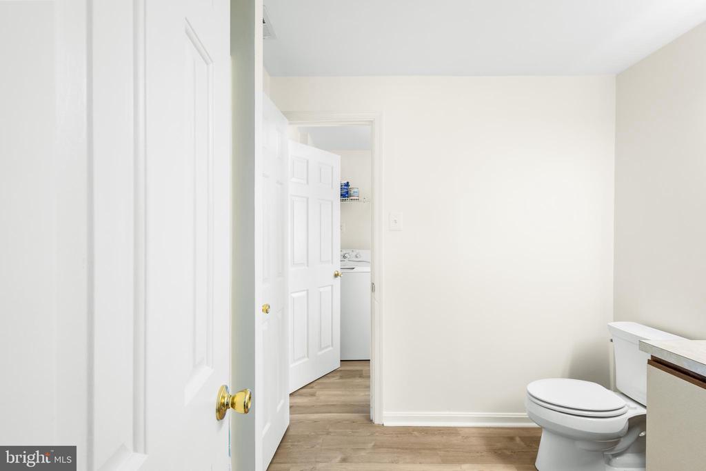 827 TRAVELERS REST