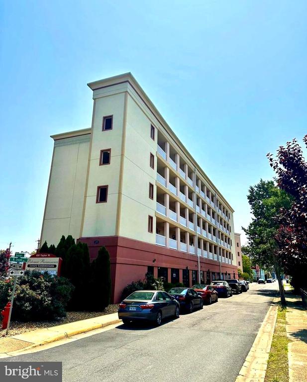 103 IRVING Unit: 306