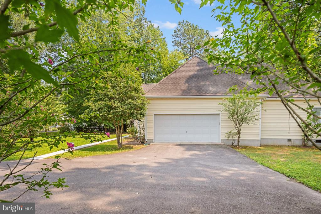112 STRATFORD CIRCLE