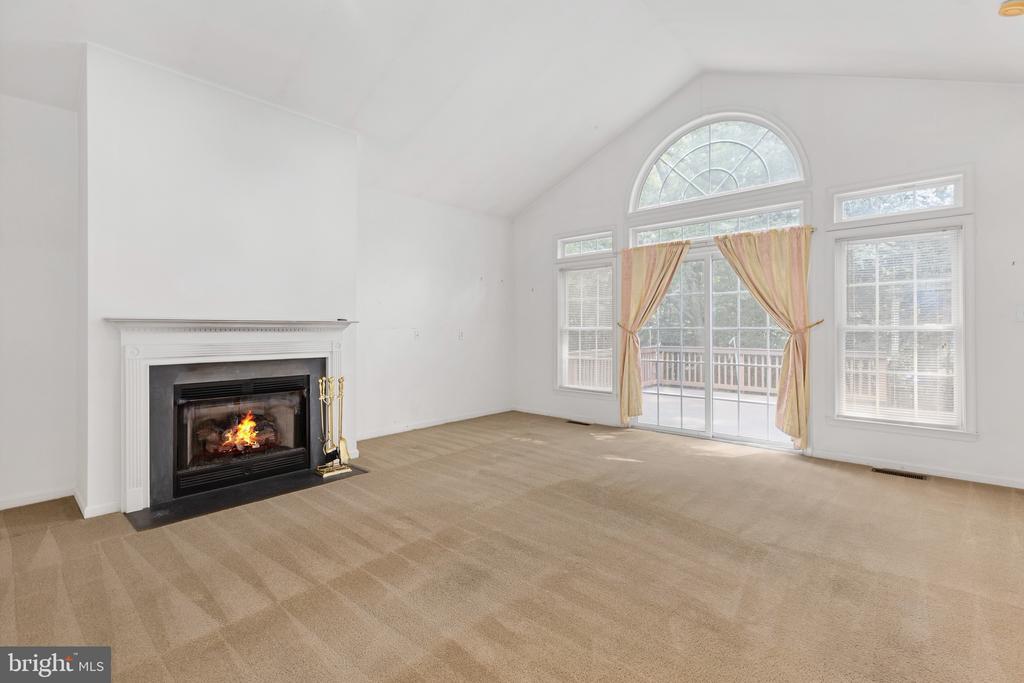 112 STRATFORD CIRCLE